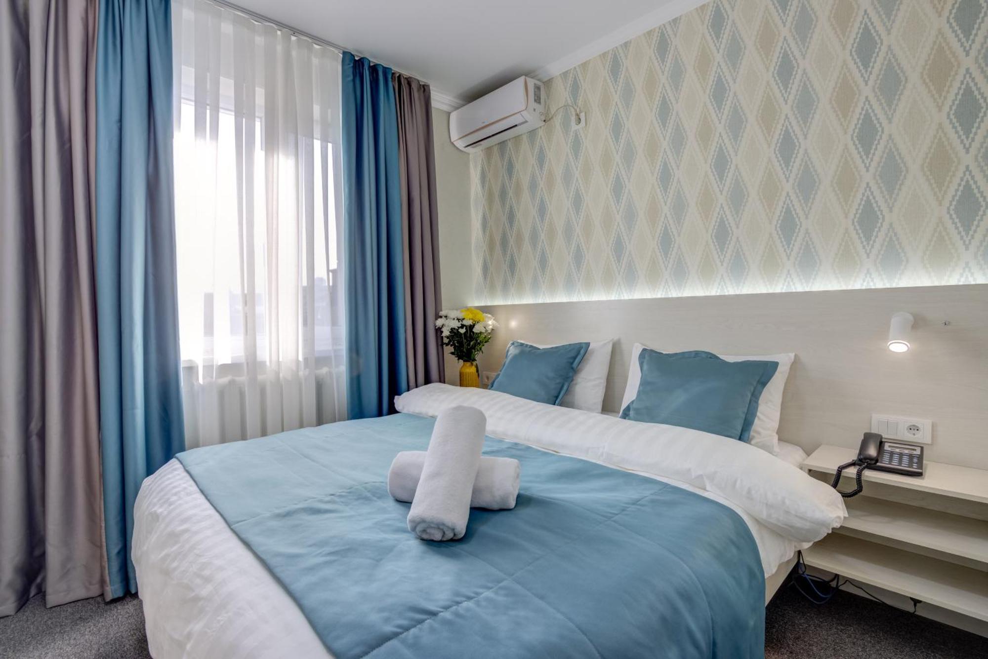 Viva Hotel Bisjkek Eksteriør bilde